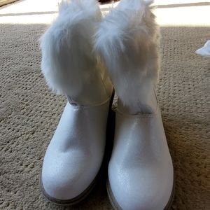 Girls size one ankle boots